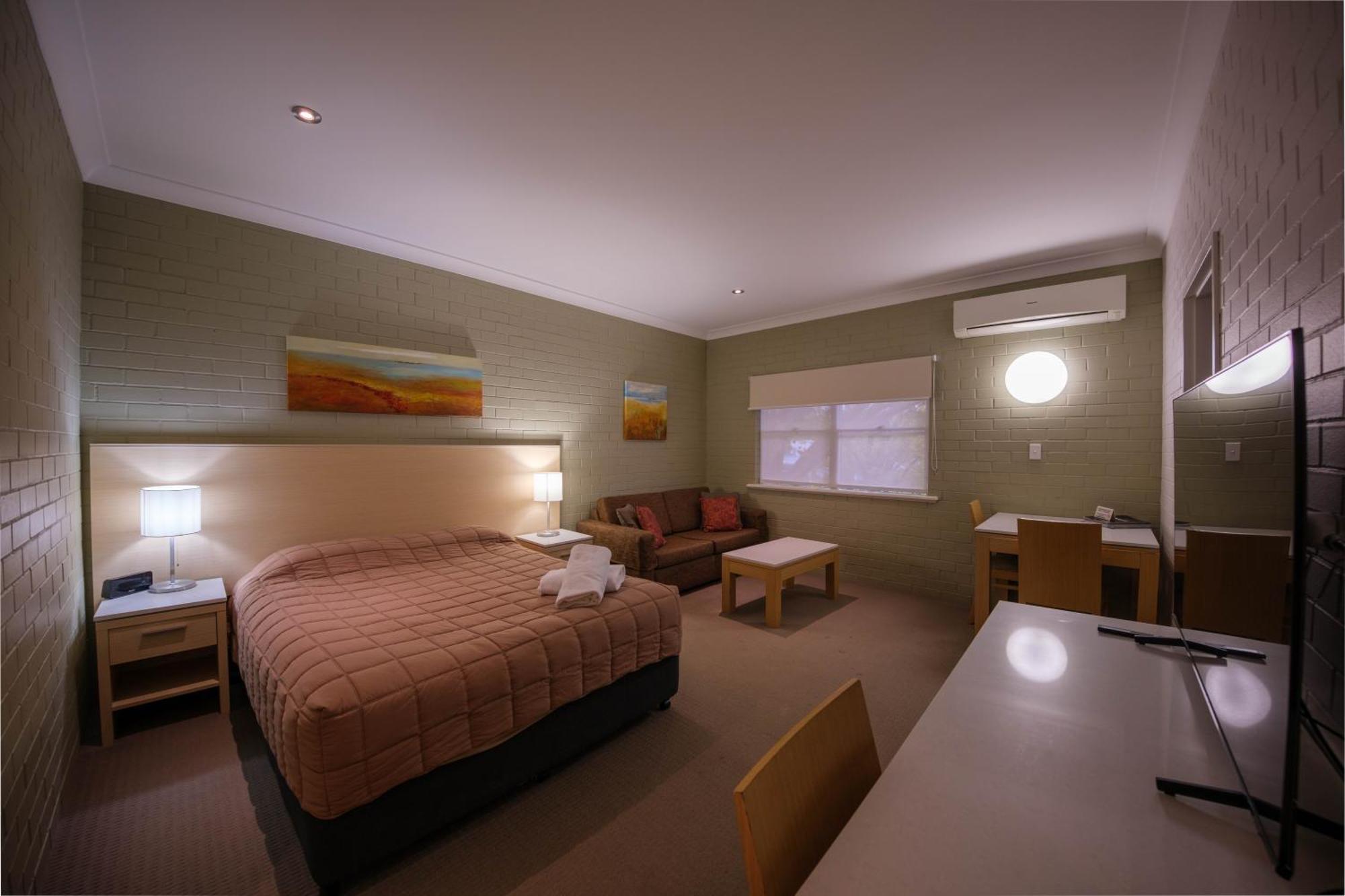 Imperial Motel เบาว์รัล ภายนอก รูปภาพ